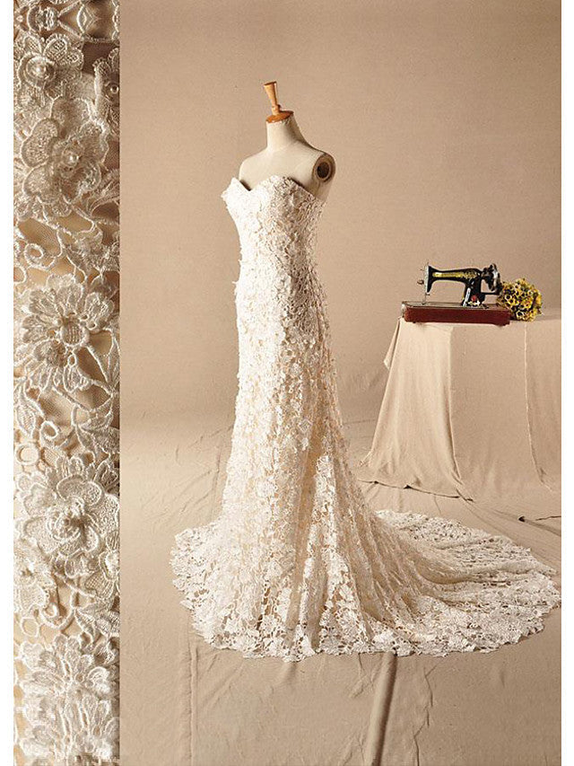 Formal Mermaid Beach Wedding Dresses Strapless Lace Sleeveless Bridal Gowns with Court Train