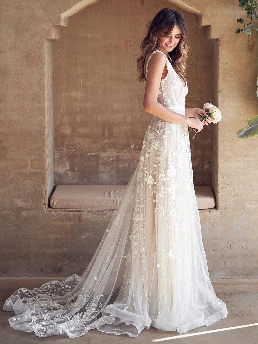 Glamorous A-Line V Neck Tulle Lace Appliques Beach Wedding Dresses