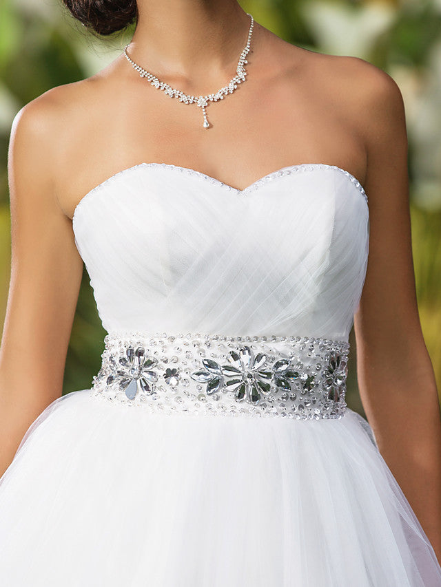 Gorgeous Ball Gown Wedding Dress Sweetheart Tulle Sleeveless Bridal Gowns Open Back On Sale
