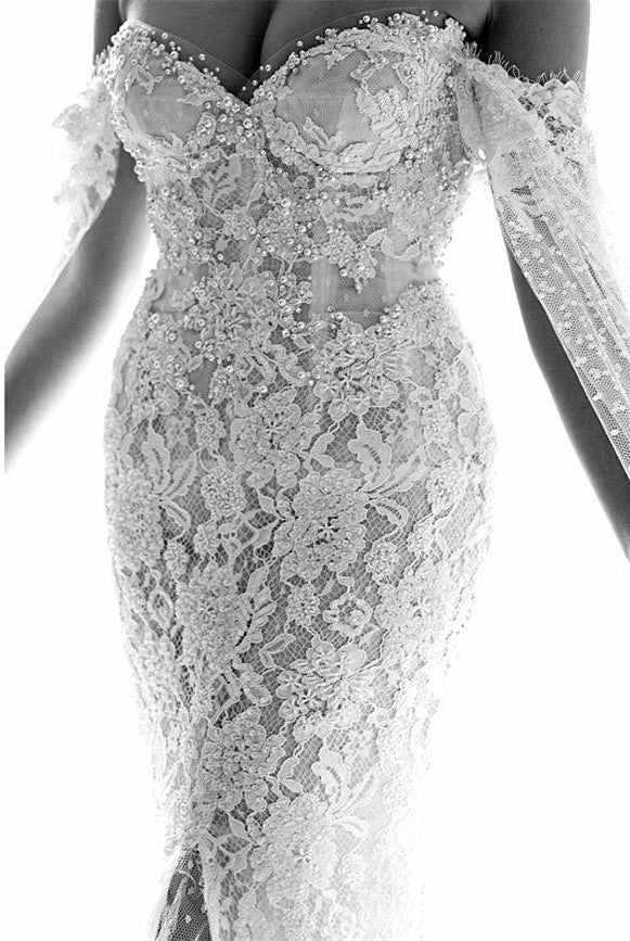 Gorgeous Sweetheart Lace Mermaid Beach Wedding Dresses Front Split Beach Bridal Dresses with Tulle Wrap