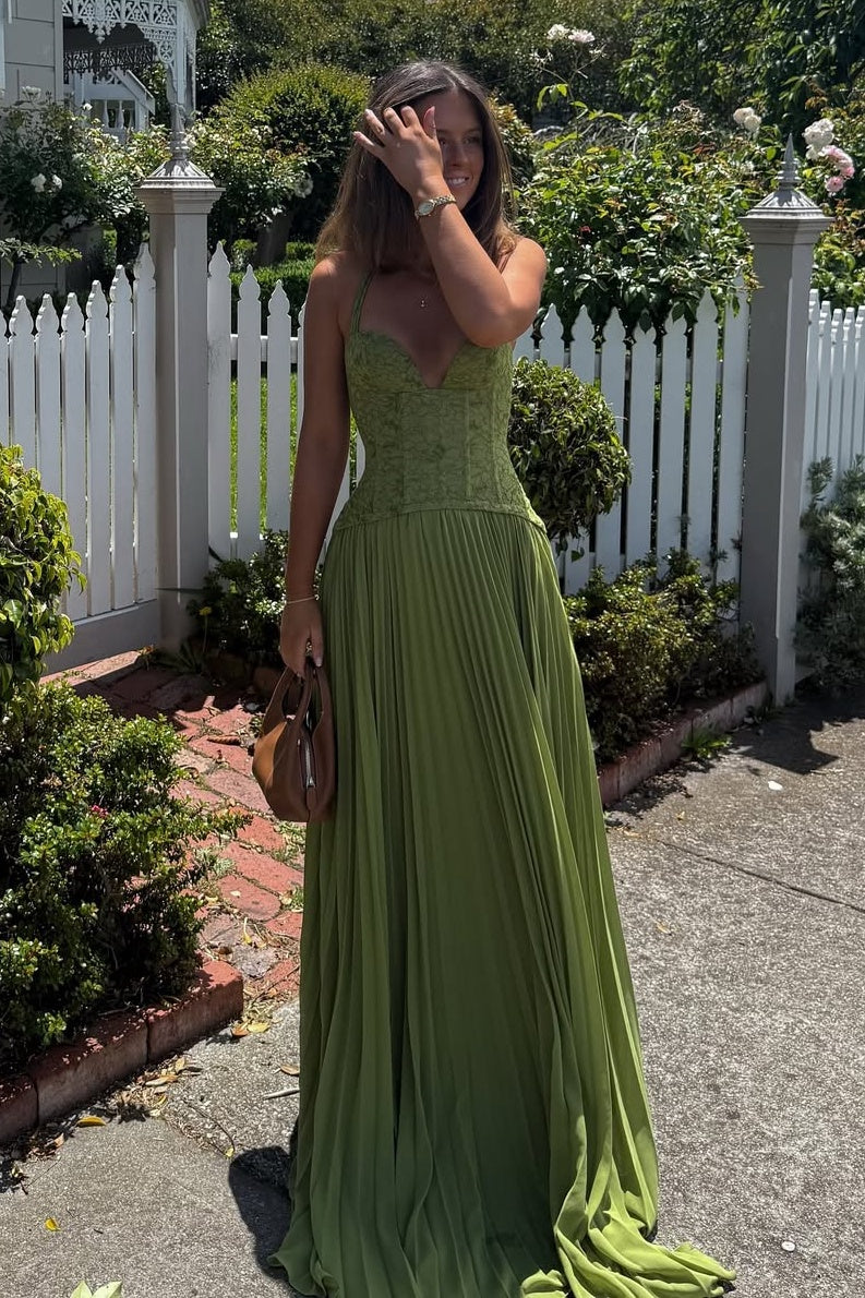 Romantic A Line Halter Neck Green Corset Prom Dress with Lace Ruffles