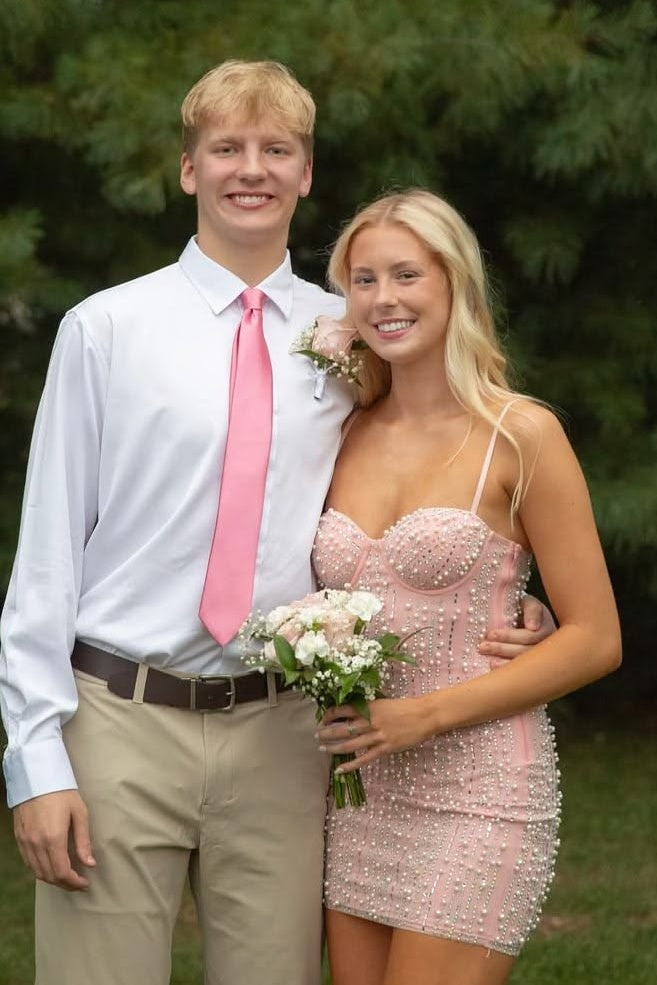 Luxurious Sheath Sweetheart Light Pink Short Homecoming Dress with Pearls