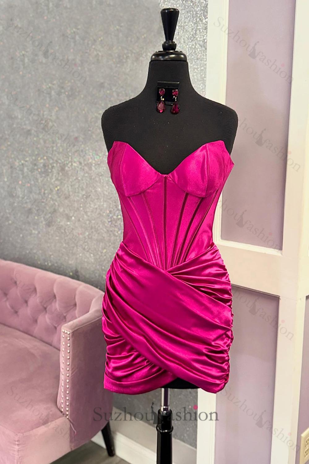 Grape Sweetheart Tight Homecoming Dresses Ruched Short Corset Cocktail Dresses