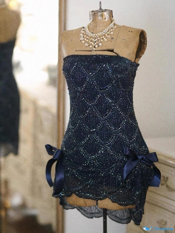 Vintage Strapless Sequin Beaded Cocktail Dress Champagne Sheath Grade Homecoming Dress Birthday Outfits - View 5 | VelvetHem