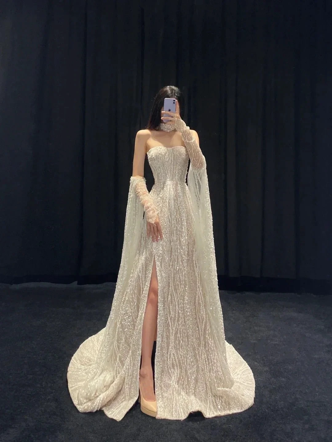 Luxurious Strapless Wedding Dress with Split,Stunning Bridal Dress (ZD13652)