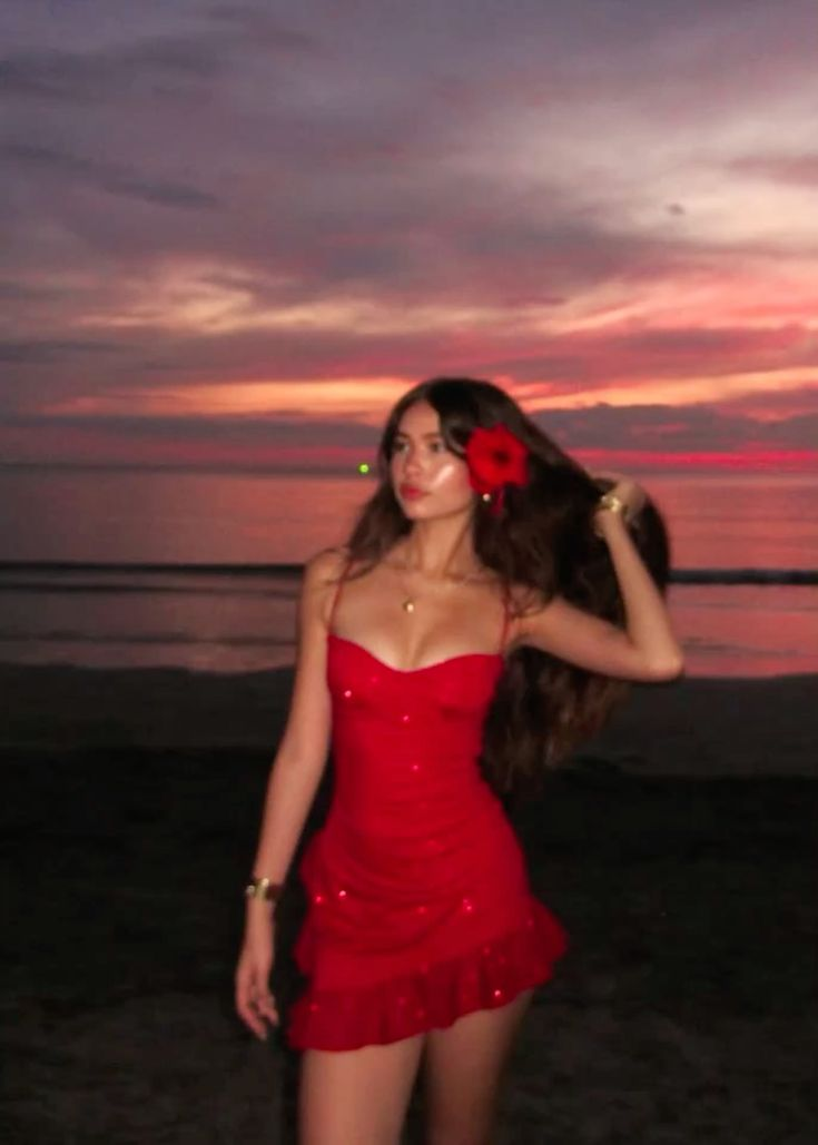 Charming Red Tulle Sequins Short Party Dress,Spaghetti Straps Homecoming Dress - VelvetHem