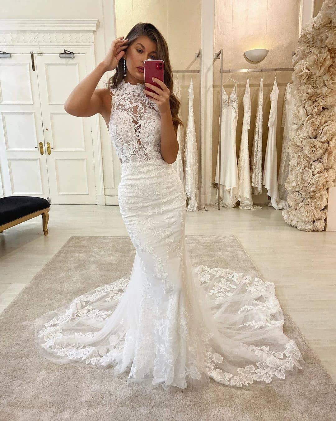 Halter Lace Appliques Mermaid Wedding Dresses | Glamorous Sleeveless Bridal Dresses Online