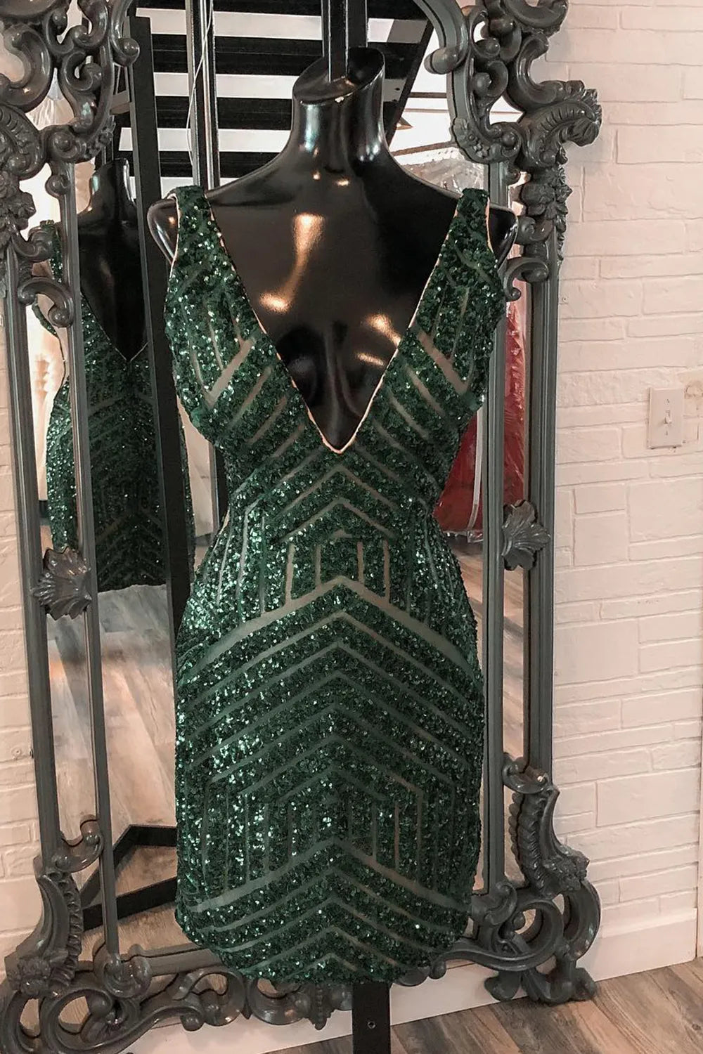 Homecoming Dresses Sequin V-Neck Tight Prom Dress
