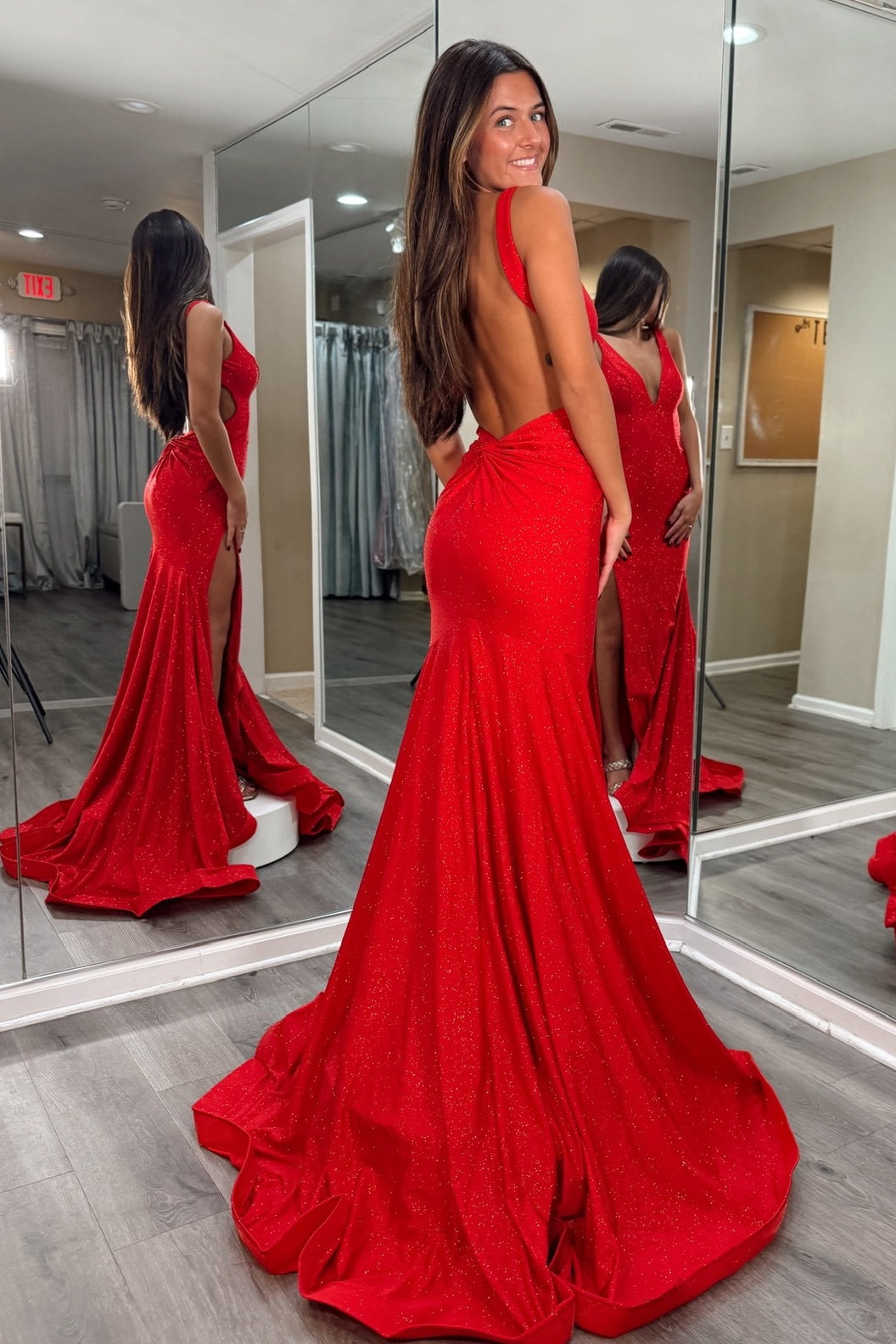 Hot Mermaid V Neck Red Long Prom Dress with Backless - View 2 | VelvetHem
