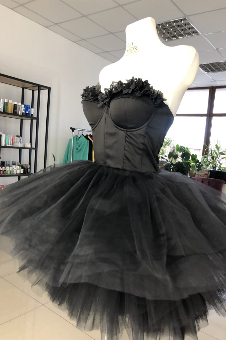 Elegant Sweetheart Black Corset Tulle Short Party Dress Birthday Dress - View 2 | VelvetHem