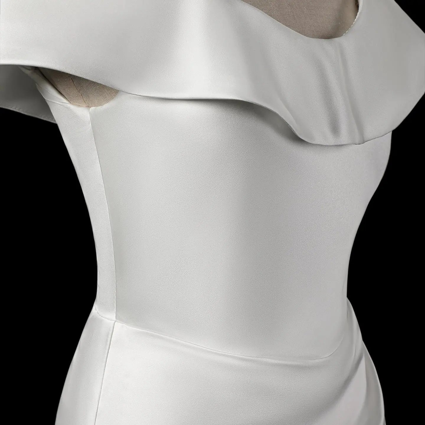 Luxury Lvory Ruched Bodycon Mini Wedding Dress ZP047
