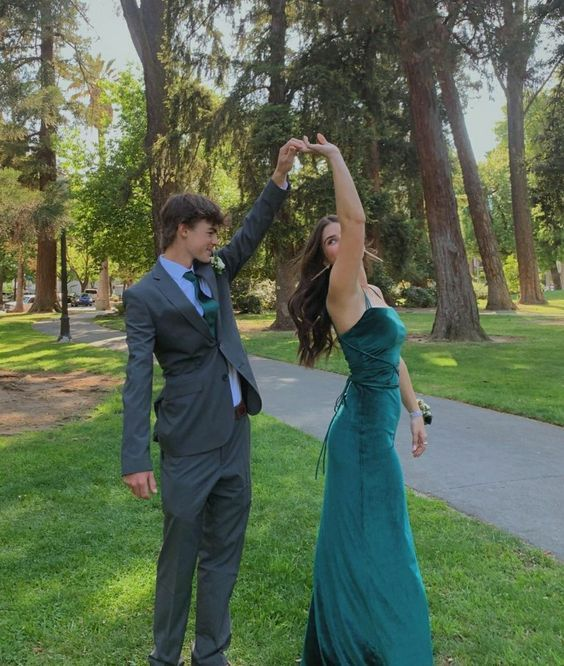 Vintage Green Satin Mermaid Evening Dress Backless Sexy Party Prom Dress - VelvetHem
