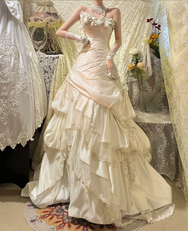 Vintage Strapless Ivory Satin Pleated Lace Appliques Mermaid Long Wedding Dress Formal Bridal Gown - View 2 | VelvetHem