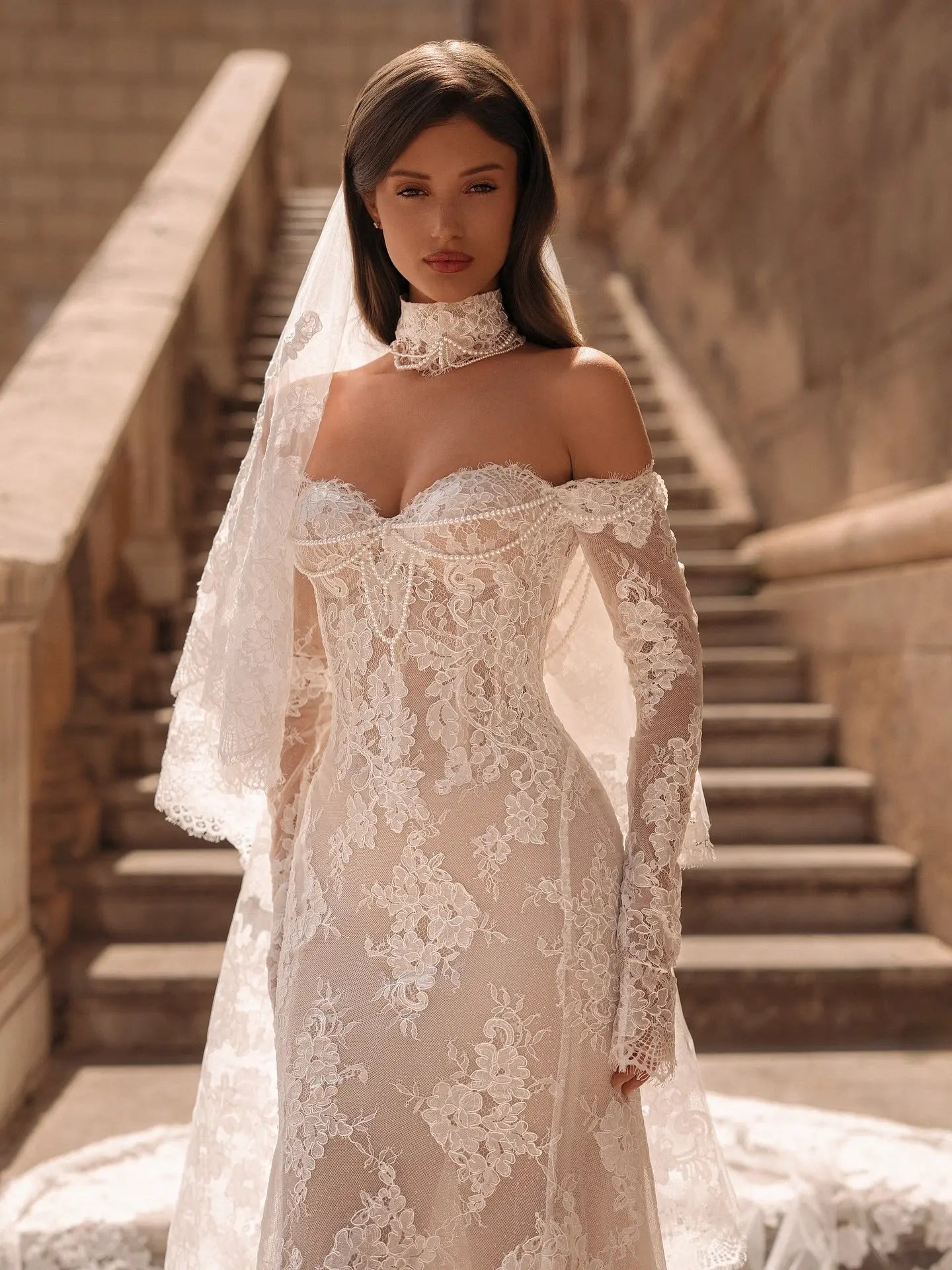 Elegant Ivory Sweetheart Neckline Sheer Lace Mermaid Wedding Dress with Veil ZP133