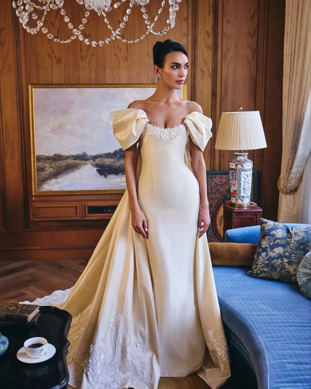 Luxury Ivory Off-the-Shoulder Satin Wedding Dress with Puff Sleeves ZP074