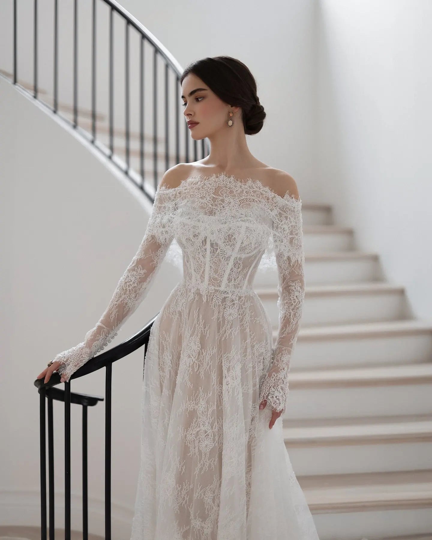 Luxury Off Shoulder Wedding Dress with Long Sleeves ZP175