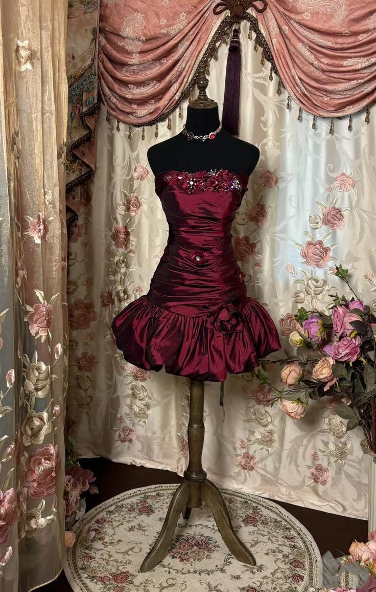 Vintage Strapless Burgundy Mini Homecoming Dress Birthday Dress - VelvetHem