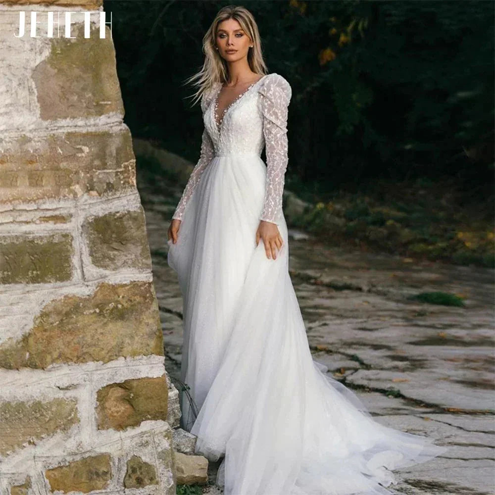 Sexy Long Sleeve Wedding Dress Beach Women Illusion Back Lace Appliques V-Neck A-Line Bridal Gown Tulle Vestidos De Novia (ZD13408)