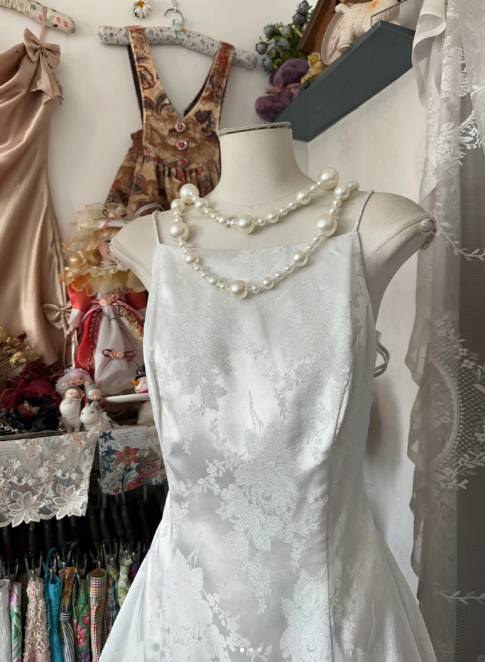 Pretty Spaghetti Straps White Satin Print Floral Mermaid Evening Dress Long Birthday Party Dress - View 2 | VelvetHem