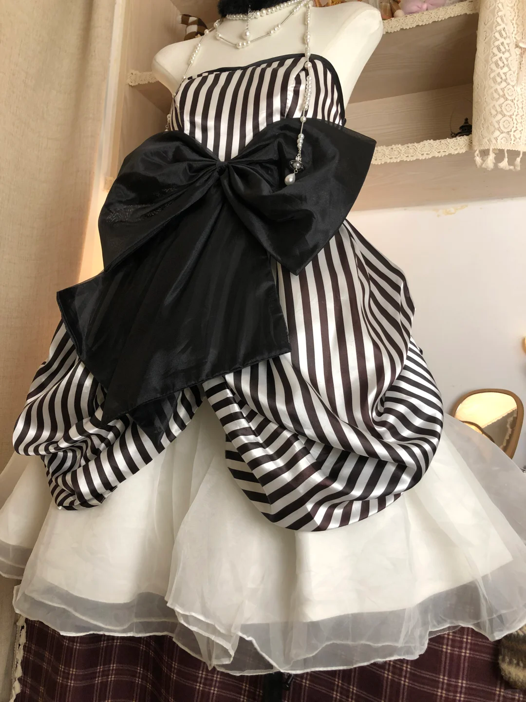 Cute Satin Strapless Short Party Dress Formal Graduation Homecoming Dress With Bow - View 2 | VelvetHem