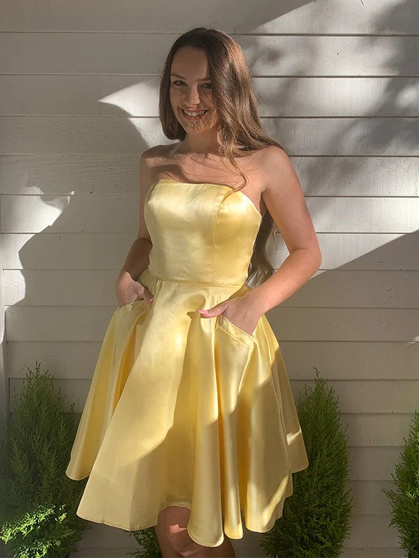 A-Line/Princess Strapless Satin Sleeveless Short Homecoming Dresses - VelvetHem