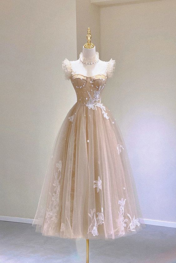 Champagne Lace Tea Length Prom Dresses A-Line Evening Dresses Y6471 - VelvetHem