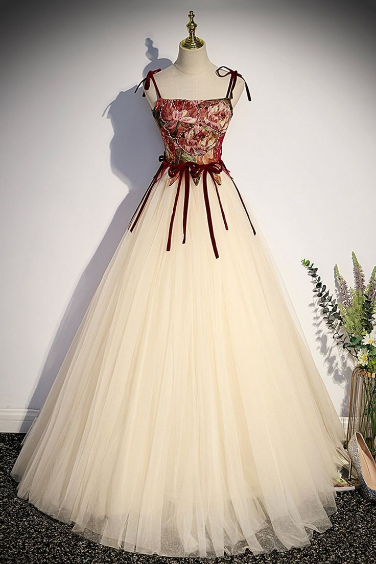 Vintage Spaghetti Straps Tulle A Line Ball Gown Champagne Formal Prom Dress - VelvetHem