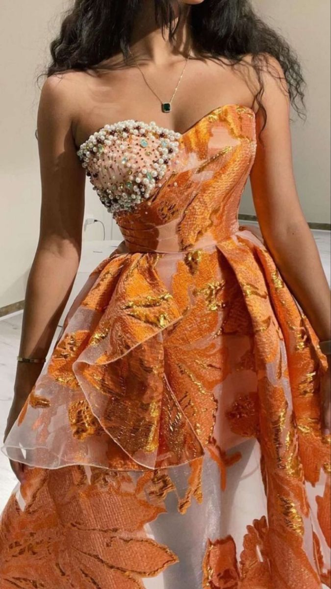 Luxurious Orange Tulle Print Floral Homecoming Dress Strapless Pearls Short Prom Dress