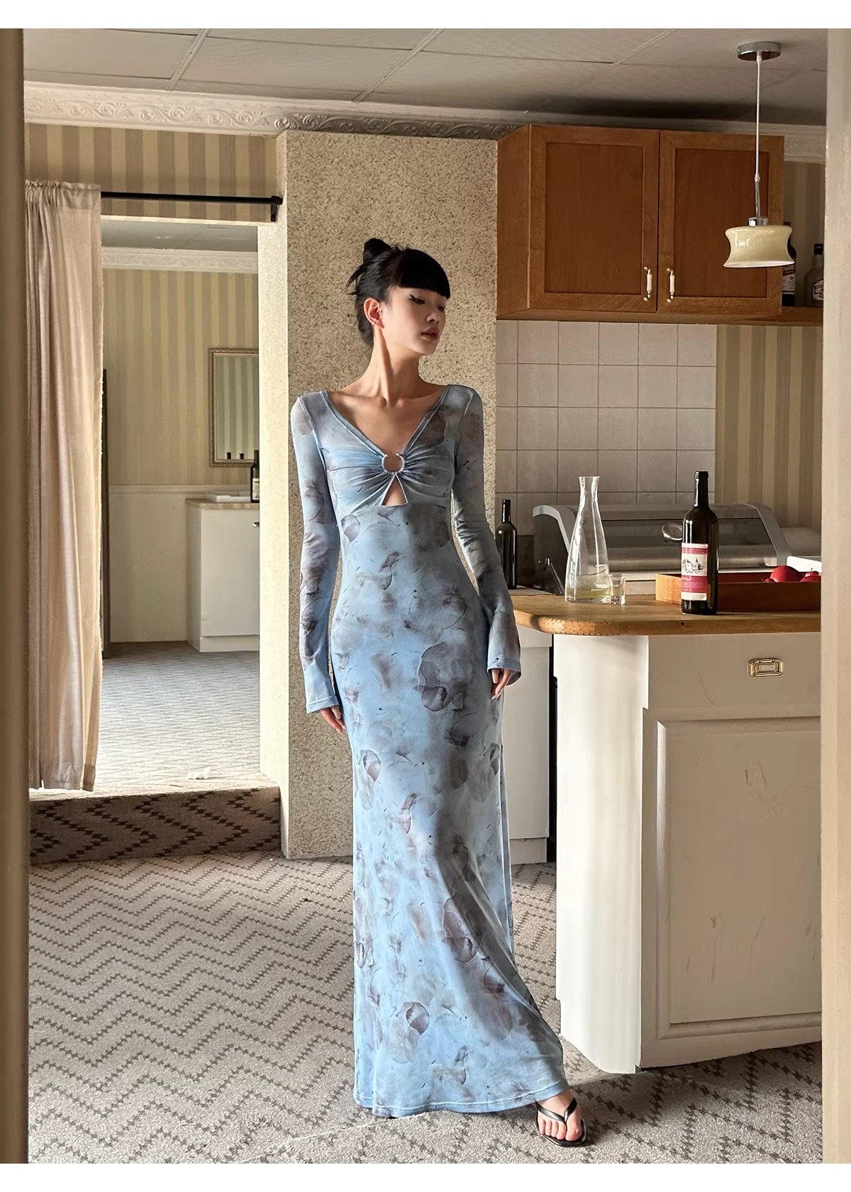 Charming V Neck Blue Lace Sheath Long Evening Dress Formal Wedding Guest Dress - View 5 | VelvetHem