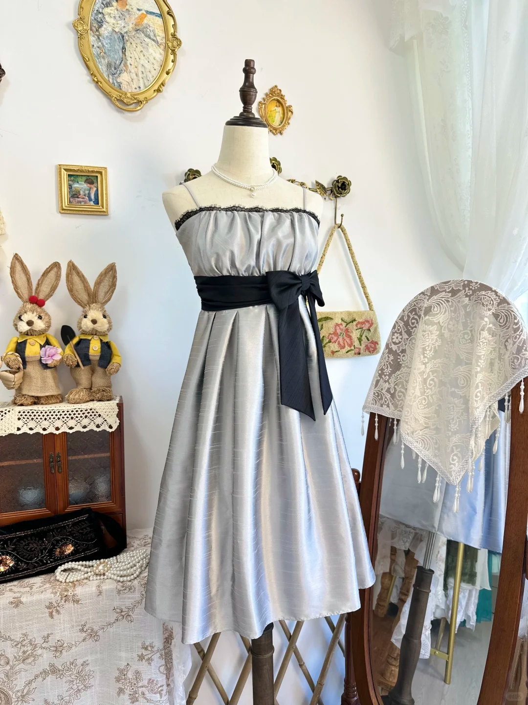 Vintage Silver Gray Satin A Line Short Prom Formal Graduation Homecoming Dress With Bow - View 2 | VelvetHem