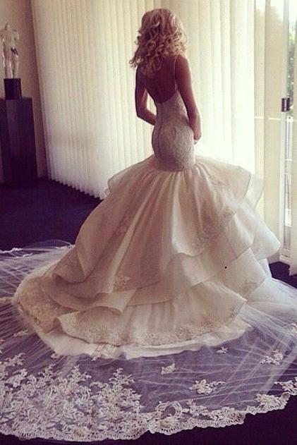 Latest Mermaid Tiered Bridal Gown Elegant Lace Wedding Dress CE0160