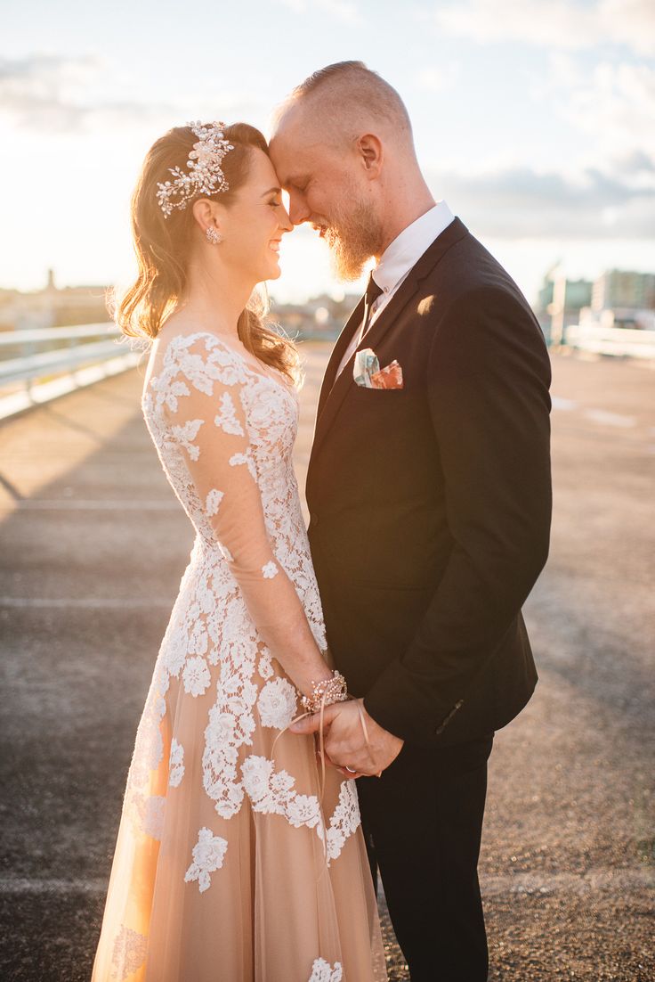 Long Sleeve White Lace Champagne Evening Dress Floor Length Destination Beach Wedding Dress BA6642