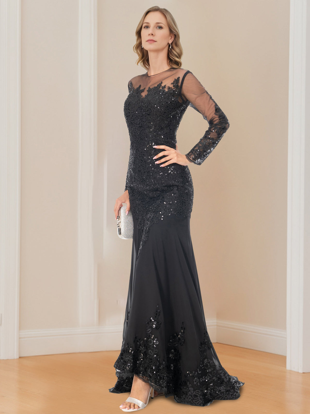 Long Sleeved Scoop Neck Mermaid Trumpet Mother of the Bride Dress with Applique