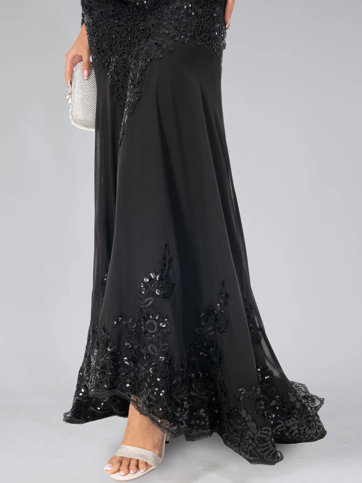 Long Sleeved Scoop Neck Mermaid Trumpet Mother of the Bride Dress with Applique