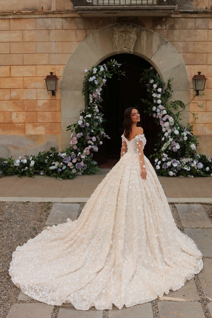Long Sleeves Wedding Dress Off the Shoulder Ball Gown Ivory Formal Dress with 3D Flowers