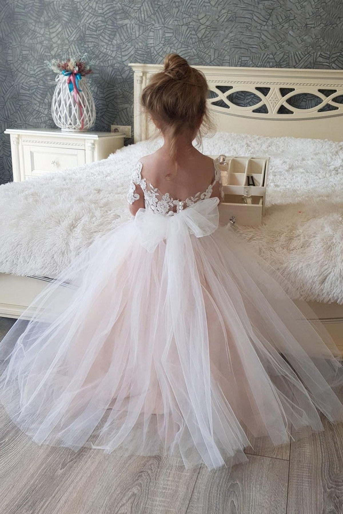 Lovely Cap Sleeves Princess Flower Girl Dress
