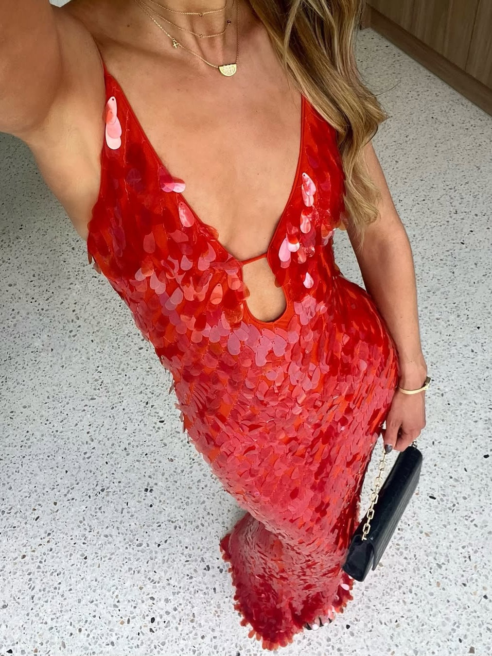 Luxurious Mermaid Spaghetti Straps Red Sequins Long Prom Dress - View 3 | VelvetHem