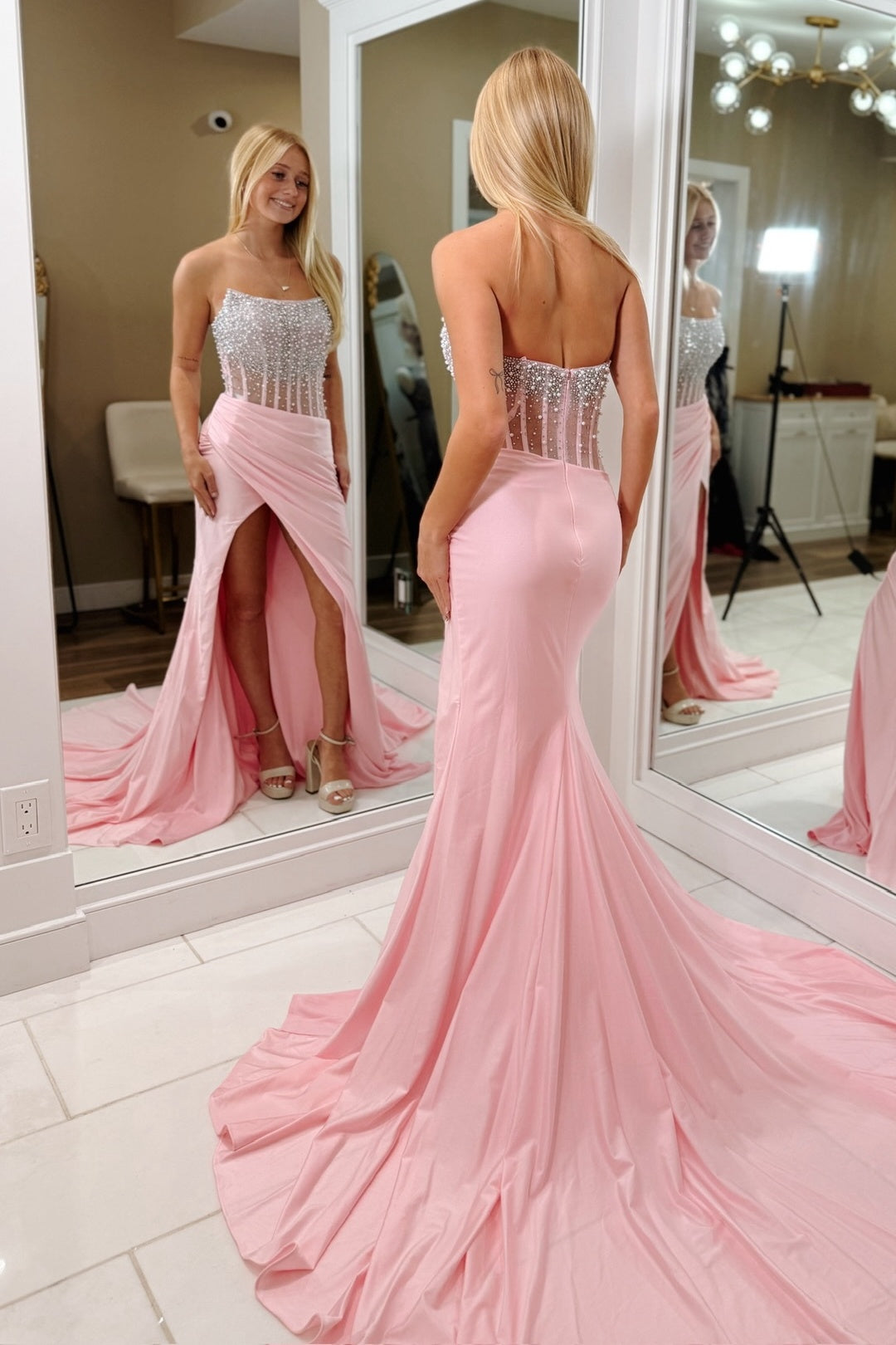 Luxurious Mermaid Strapless Pink Corset Prom Dress with Pearls