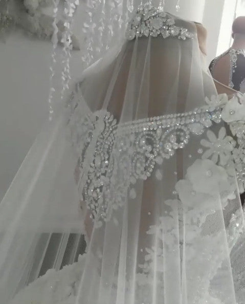 Luxury Sleeveless Crystal Wedding Dresses | Sheer Tulle Flowers Bridal Gowns with Beading BC0708