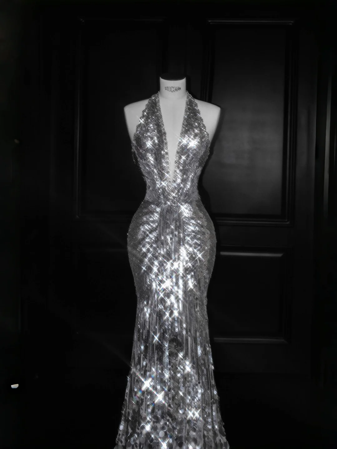 Sparkly Silver Deep V Halter Sequins Beaded Backless Evening Dress Mermaid Prom Dress Y8687