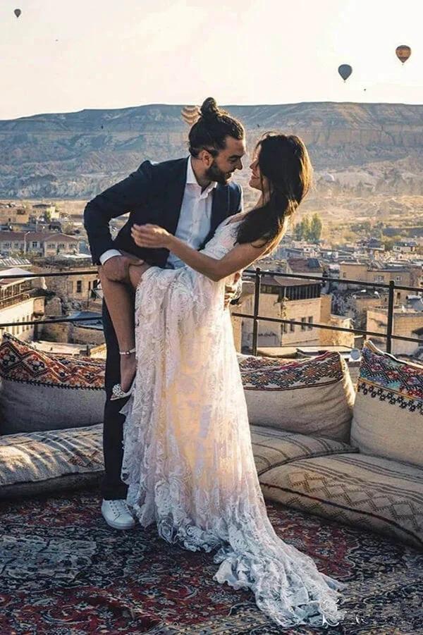 Charming Ivory Boho Lace Bohemian Long Beach Wedding Dresses Bridal Dress (ZD14001)