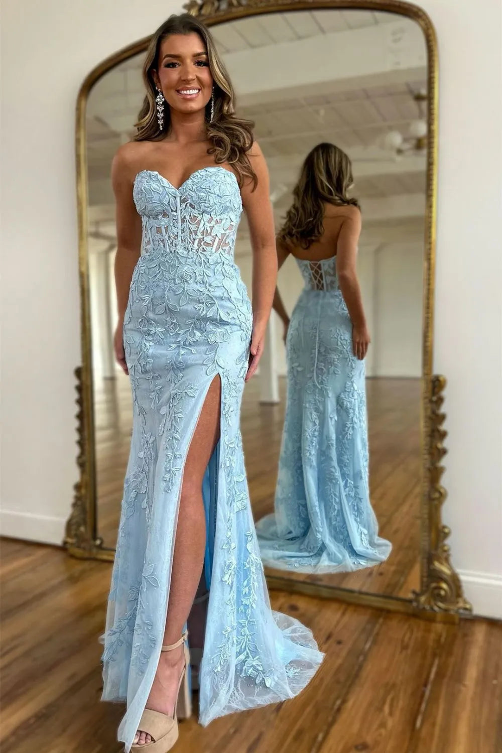 Mermaid Sweetheart Prom Dress With Appliques - VelvetHem