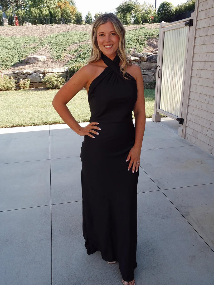 Mermaid Halter Neck Satin Long Formal Dress - VelvetHem