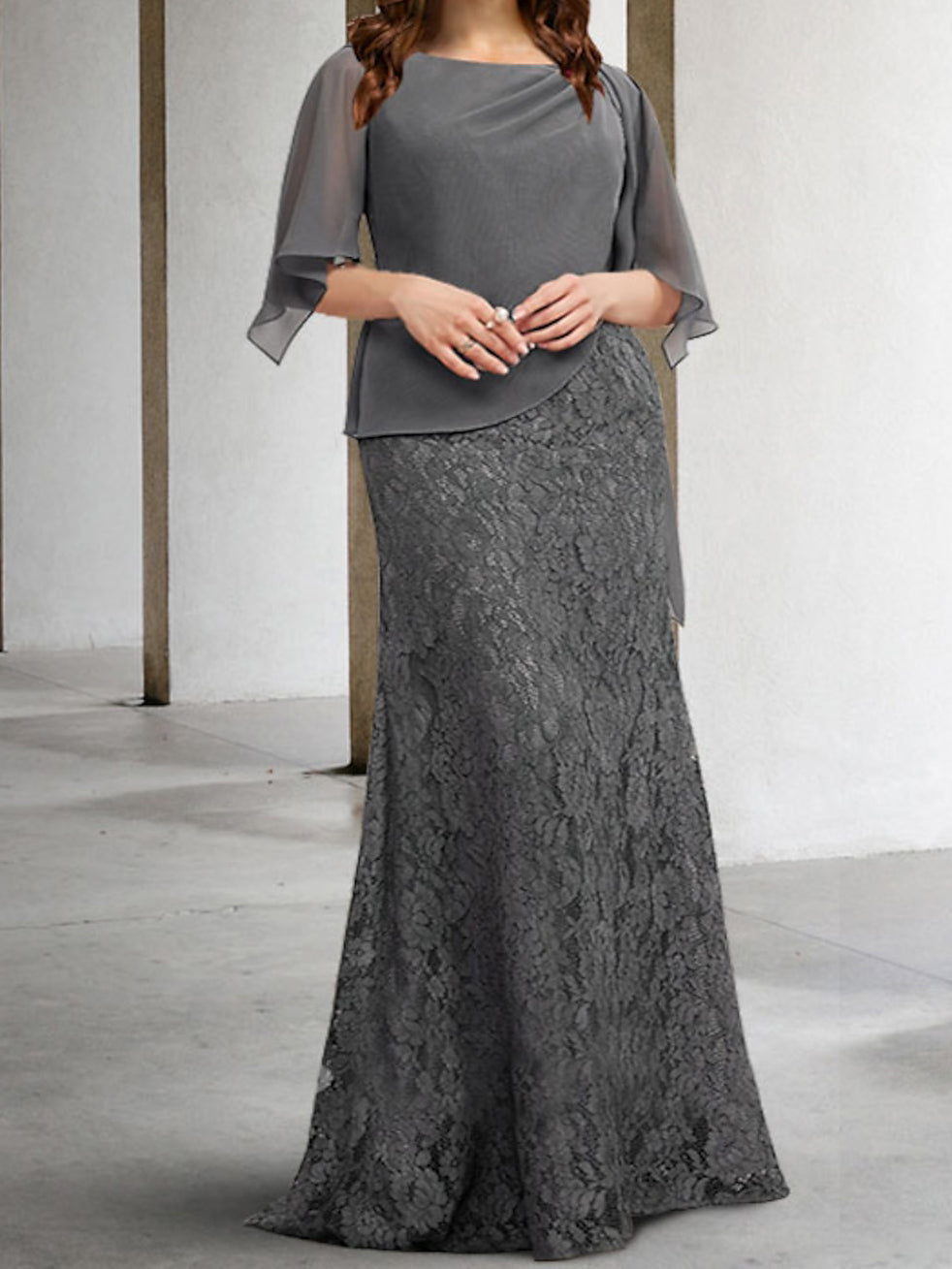 Mother of the Bride Column Sheath Dress Featuring Applique