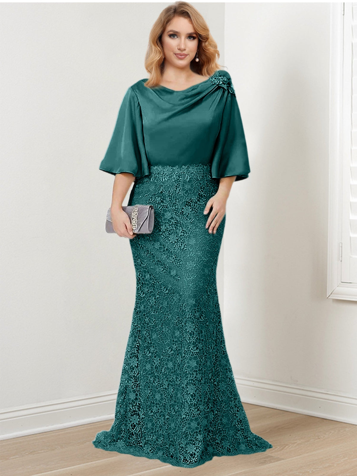 Mother of the Bride Trumpet Mermaid Dress Featuring Applique