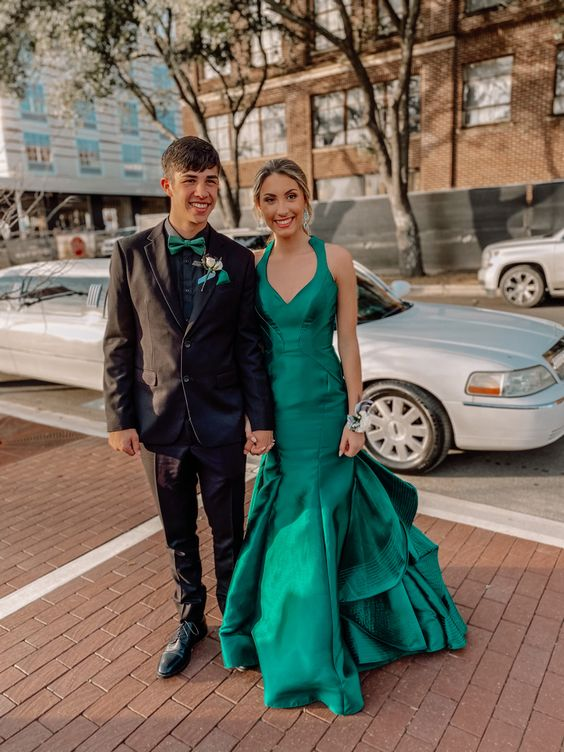 Sexy Green Mermaid Long Backless Prom Dresses - VelvetHem