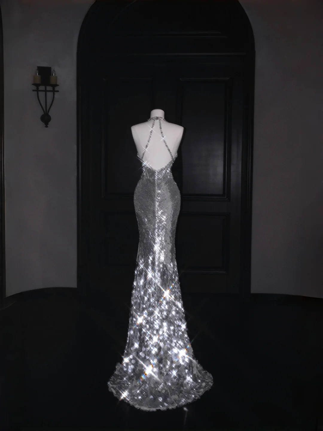 Sparkly Silver Deep V Halter Sequins Beaded Backless Evening Dress Mermaid Prom Dress Y8687