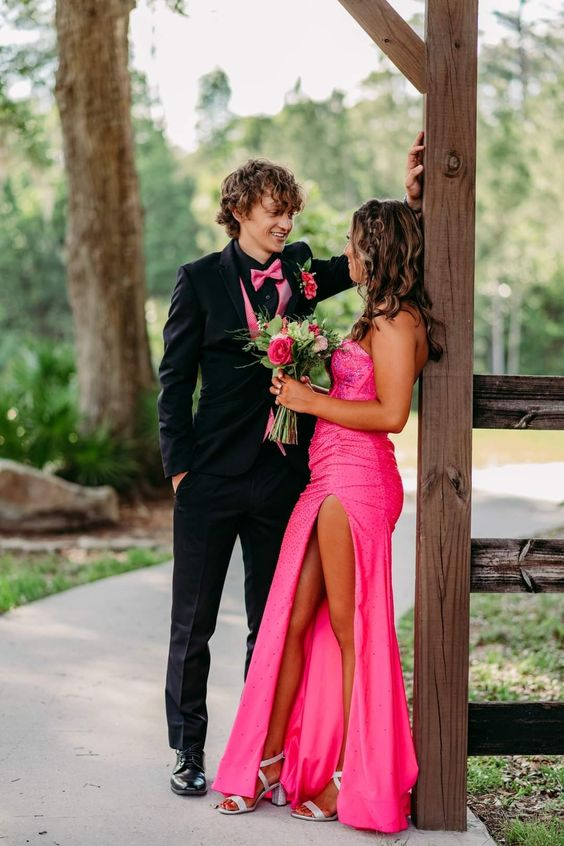 Elegant Sheath Prom Dress With Split,Trendy Prom Gown - VelvetHem