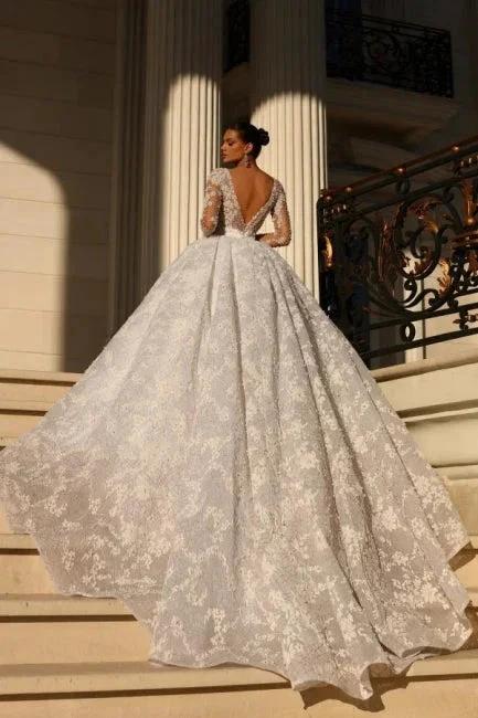 Noble sweetheart 3/4 length sleeves ball gown lace wedding dress rhinestones (ZD16502)