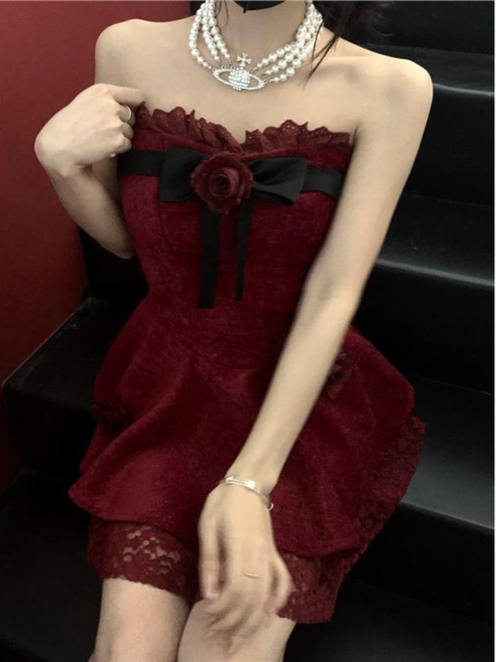 Chic A line Sweetheart Red Lace Homecoming Dresses Birthday Dress Birthday Outfits - View 2 | VelvetHem